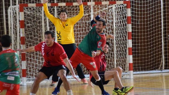 L'Handbol Sant Cugat continua en caiguda lliure