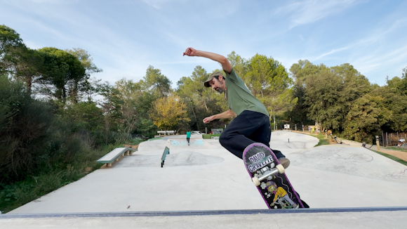 Local Weirds: els patinadors que s'han unit per fer un rentat de cara a l'skatepark de la Floresta