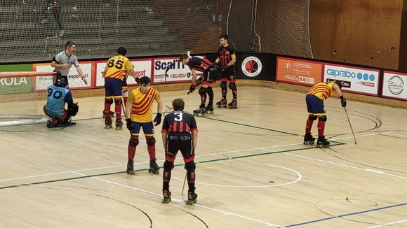 L'Oxigen Pat Hoquei Club Sant Cugat paga cara la seva falta d'encert davant el Tordera