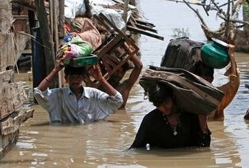 Pakistans intentant salvar les seves pertinences desprs de les inundacions/(Font: Vilaweb)