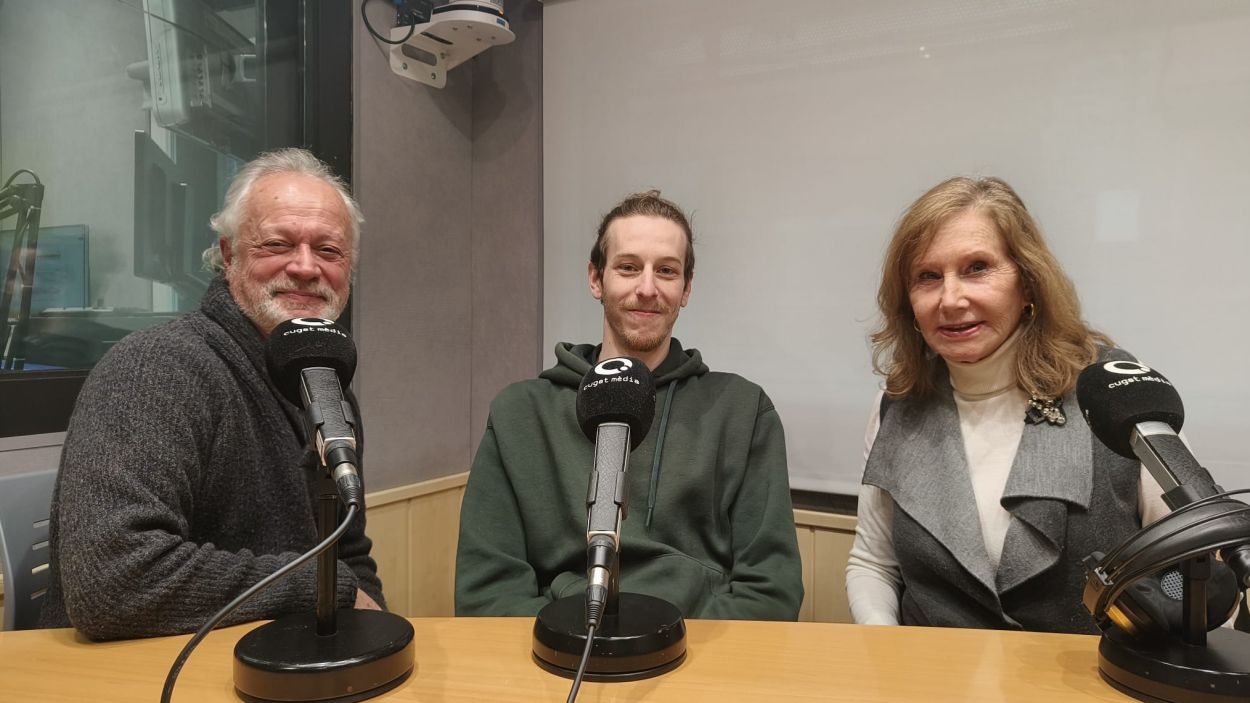 Josep Amors, Oriol Coromina i Lourdes Dalmau a l'estudi Ramon Barnils de Rdio Sant Cugat