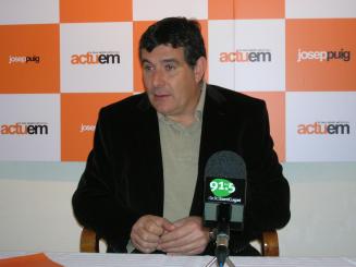 Josep Puig durant una roda de premsa de la plataforma Actuem per Valldoreix