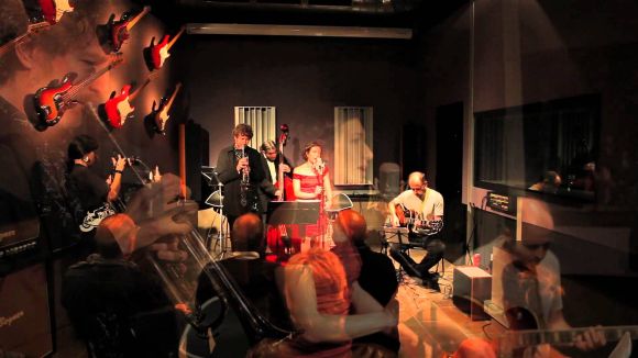 Laia Porta & the Dan Posen Trio amenitzaran el vermut de diumenge a El Siglo / Foto: Youtube.com