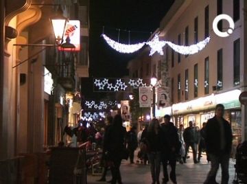 La plaa d'Octavi i el carrer Santiago Rusiol ja tenen illuminaci nadalenca