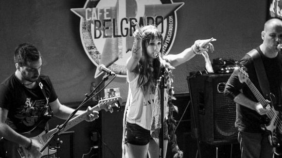 Manuela Paz & The Roll Band al Caf Belgrado en un concert / Foto: Facebook del grup