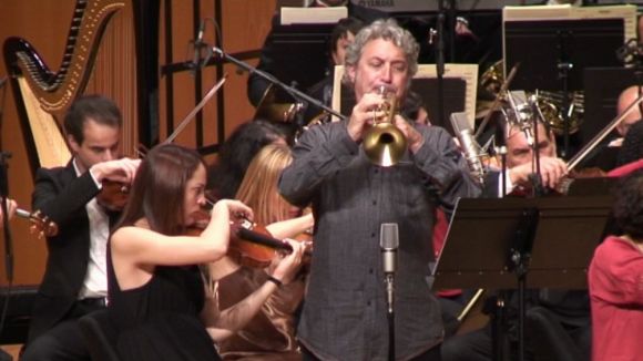 El trompeta santcugatenc Matthew Simon ha estat un dels protagonistes de la vetllada musical al Teatre-Auditori