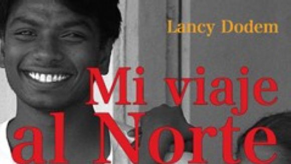 Lancy Dodem, primer apadrinat per la Fundacin Vicente Ferrer, publica llibre // Foto: Plataforma Testimonio