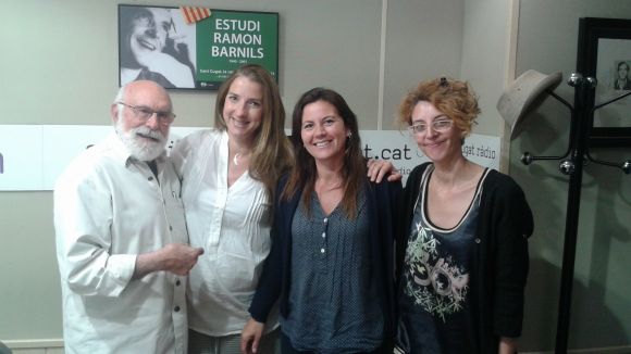 Eduard Jener, Patrcia de No, Maria Farriol i Gisela Figueras a l'estudi Ramon Barnils de Cugat.cat.