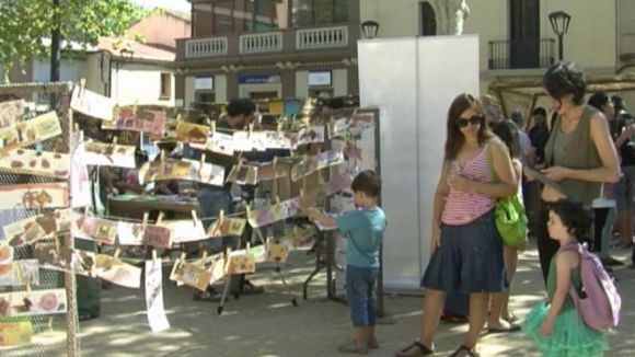 La plaa de Barcelona s'ha omplert de festa, pintures i msica