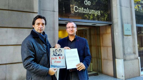 lvaro Benejam, a l'esquerra, i el president del PP de Barcelona, Alberto Villagrasa