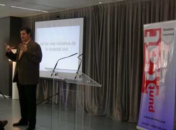 Jordi Iparraguirre durant la presentaci