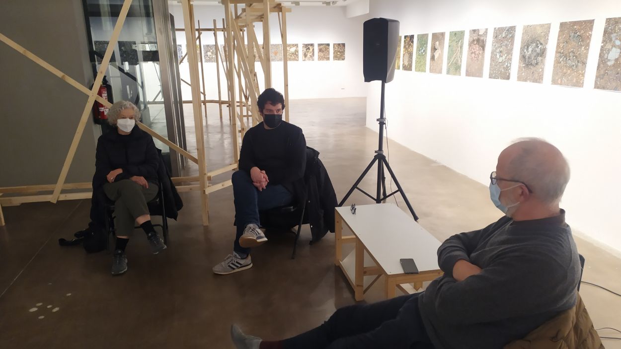 Àngels Ribé i Jack Davidson a l'exposició 'Pas Mal' al Centre d'Art Maristany de Sant Cugat/ Foto: Cugat Mèdia