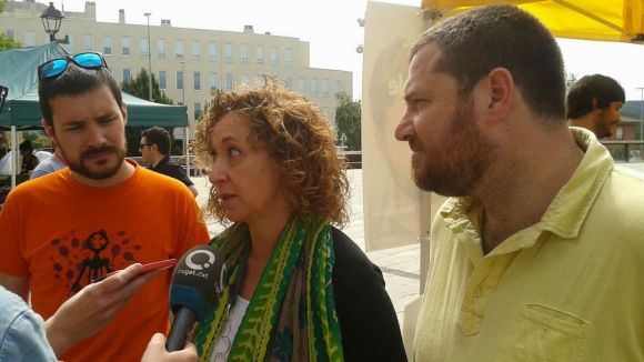 Bernat Picornell, Ester Capella i Marc Sanglas a la plaça del Rei / Foto: ERC