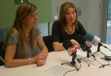 Esther Salat, a l'esquerra, i Vernica Bronstein han presentat l'activitat