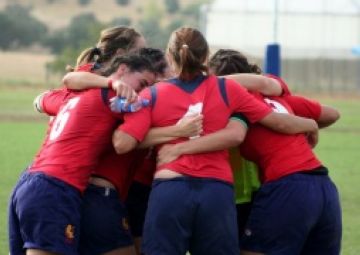 Celebraci de l'equip espanyol amb les tres santcugatenques (foto cedida: www.picasaweb.com)