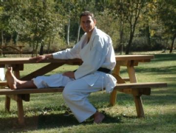 lvarez medita presentar-se a les eleccions de la federaci catalana de karate el 2012.