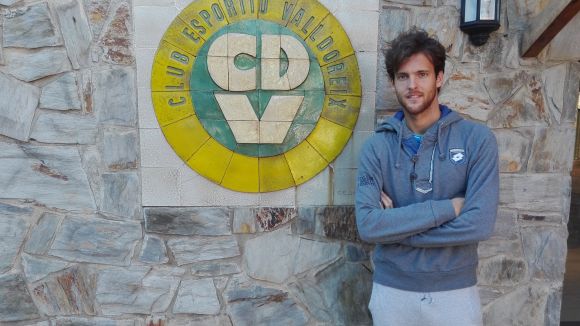 El tennista de Barcelona Total Tennis, Joa Sousa, al club valldoreixenc