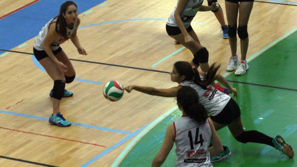 Les jugadores del DSV-Voleibol Sant Cugat durant el torneig / Foto: RFEVB