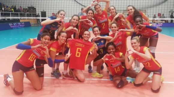 Imatge de l'equip espanyol femen de voleibol / Foto:RFVEB